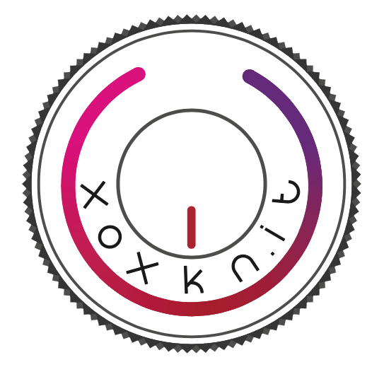 xoxknit logo